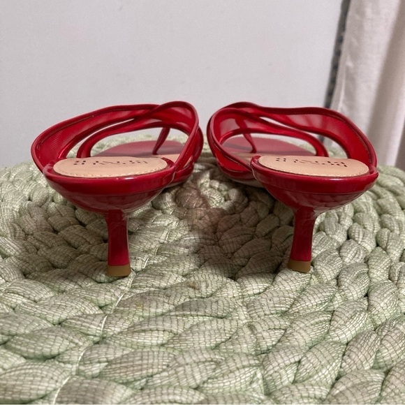 NWOB Donald J. Pliner Cassia Red Patent Mesh Sexy Strappy Toe Loop Sandals - Picture 8 of 10